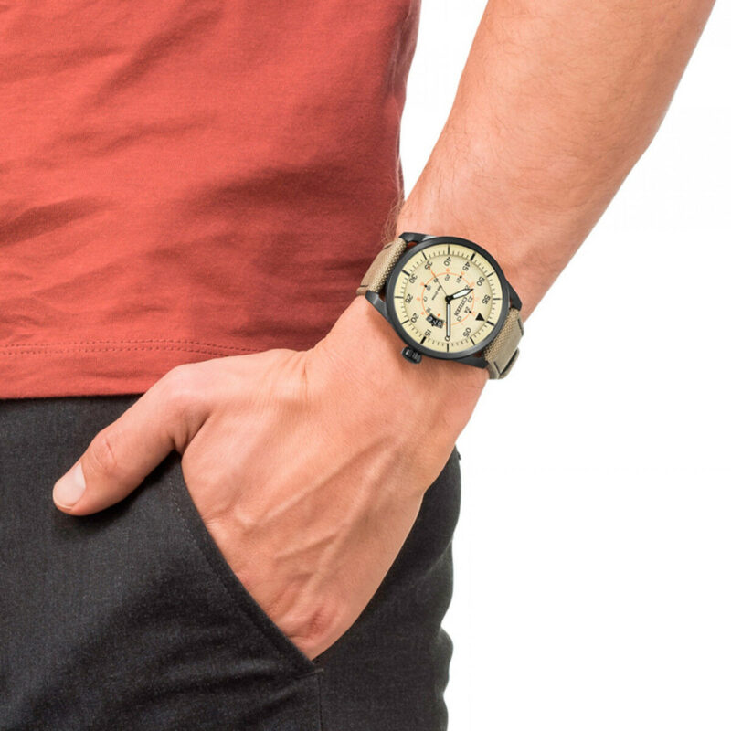 S0390446_1